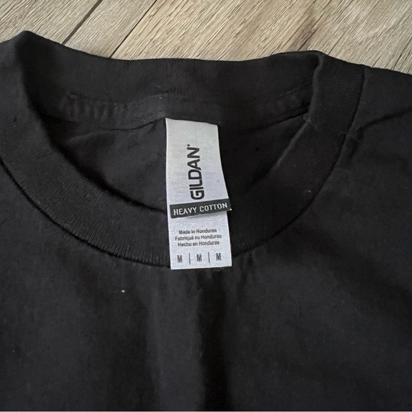 🔥SALE - any 4/$20. Shania Gildan Black Cotton T-Shirt - Picture 3 of 3
